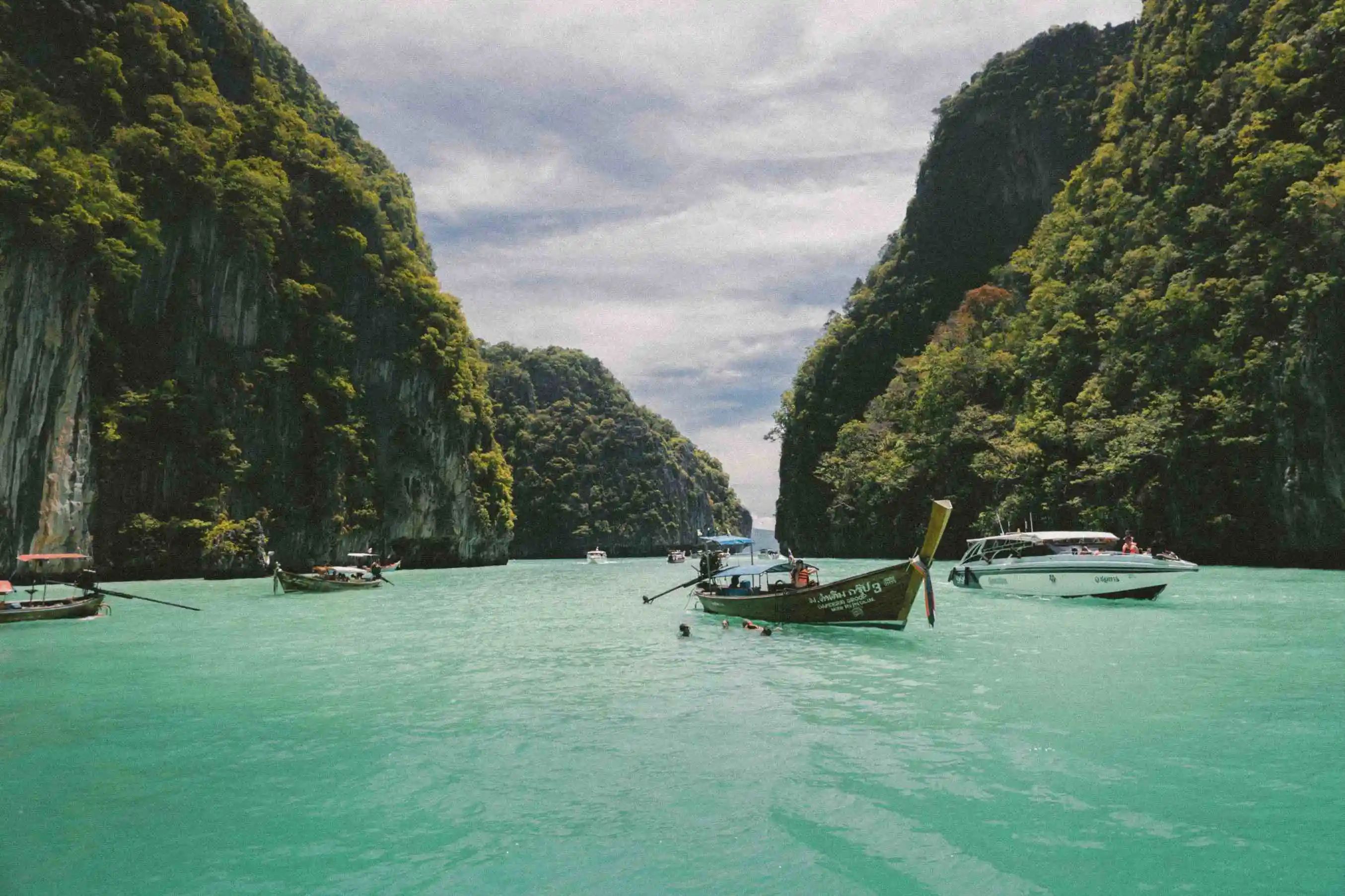 Exploring the Serene Beauty of Thai Islands
