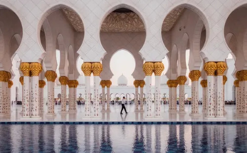 Golden sands of UAE - 6 Days 5 Nights