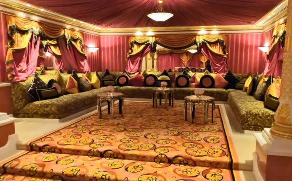 Inside Burj Al Arab guided tour