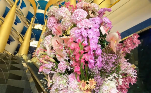 Inside Burj Al Arab guided tour